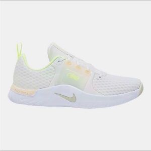 NEW Nike Renew In Season shoes women White Lime green sparkly laces